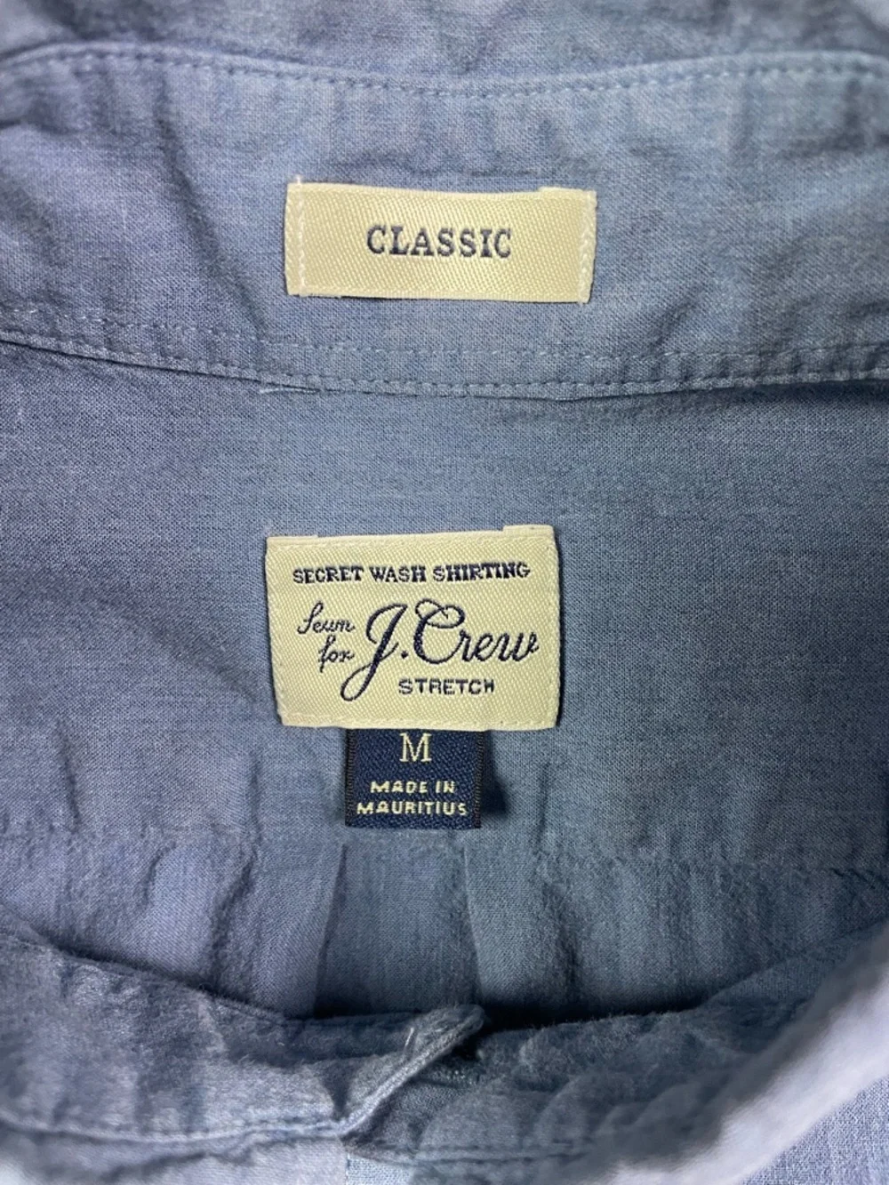 J.‎ Crew Men's Secret Wash Shirt - Medium - Classic Fit - Blue Stretch Cotton